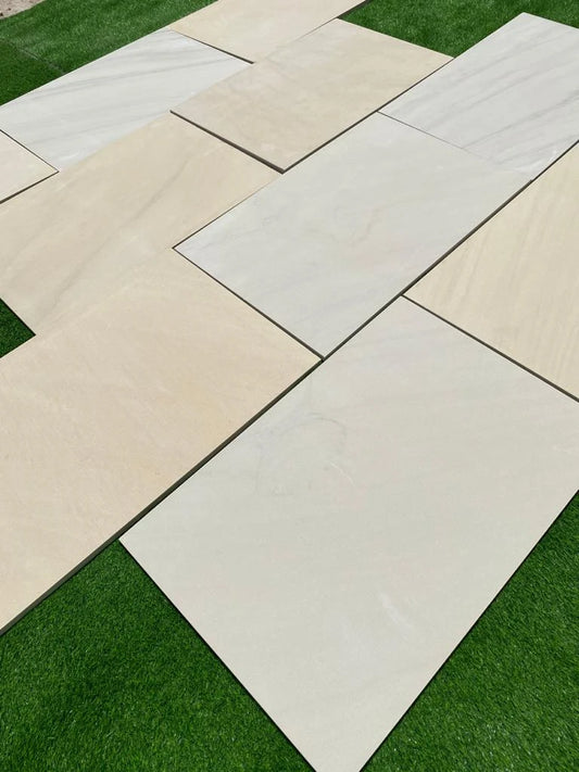 Fossil Mint Indian Sandstone Paving Slabs – 600mm x 900mm – 22mm (18.5sqm)