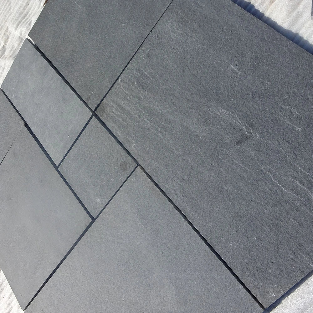 Lime Black Limestone Paving Slabs – Mixed – 22mm (15.3sqm)