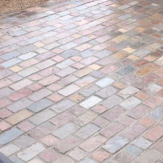 Raj Green Cobble Stone Set (100mm x 200mm) – 900 Cobbles (9m2 Pack)
