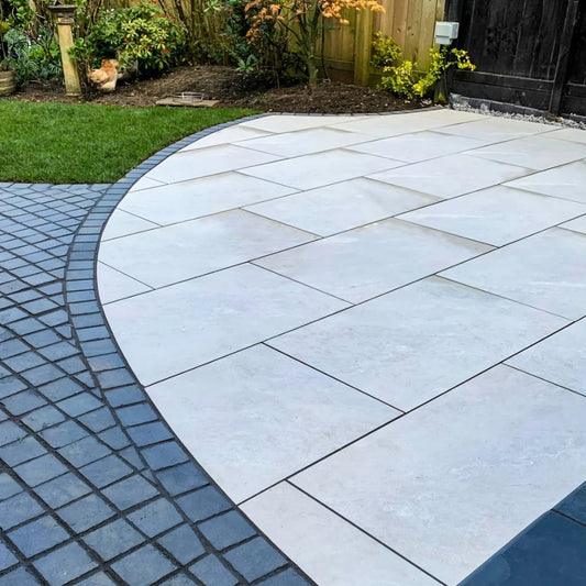 Lime Black Cobble Stone Set (100mm x 100mm) – 900 Cobbles (9m2 Pack)
