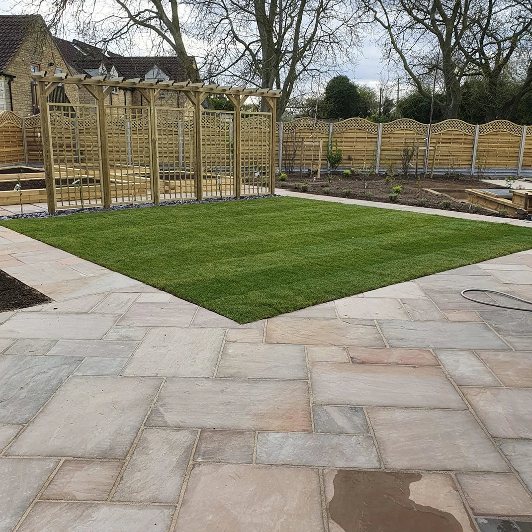Ravina Indian Sandstone Paving Slabs – Mixed – Patio Kit – 22mm (18.9sqm)