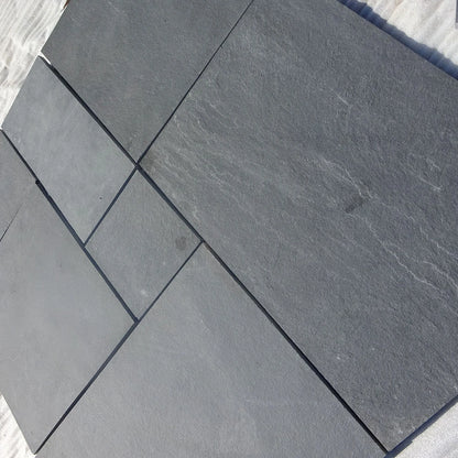 Lime Black Limestone Paving Slabs – Mixed – 22mm (15.3sqm)